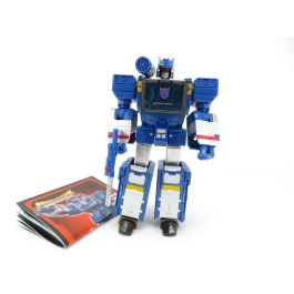 Transformers Legend LG-36 Soundwave