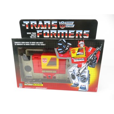 Transformers G1 Retro Blaster reissue