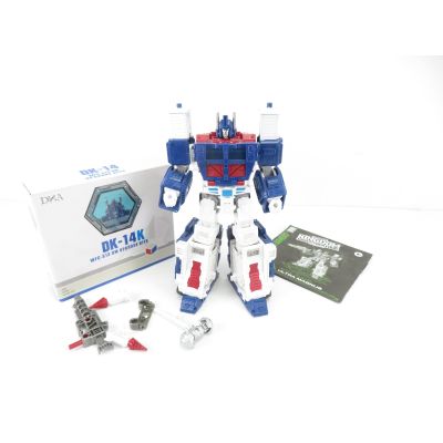 Transformers WFC: Kingdom Ultra Magnus + upgrade kit