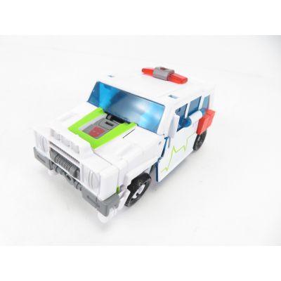 Transformers Legacy Evolution Medix
