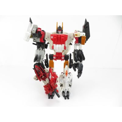 Transformers Combiner Wars Superion (yellowed)