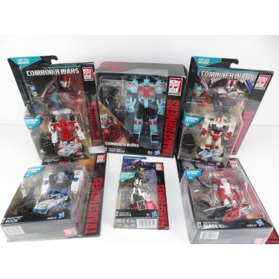 Transformers Combiner Wars Defensor