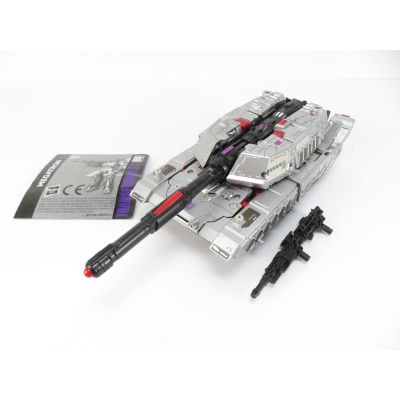 Transformers Combiner Wars Megatron + reprolabels