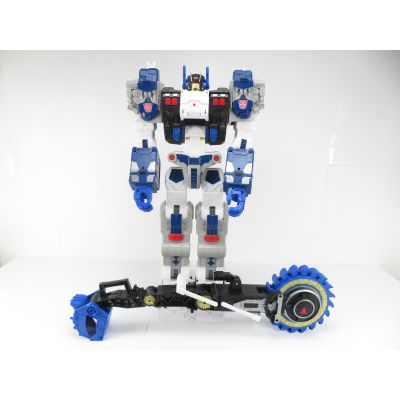 Transformers Legacy Cybertron Metroplex