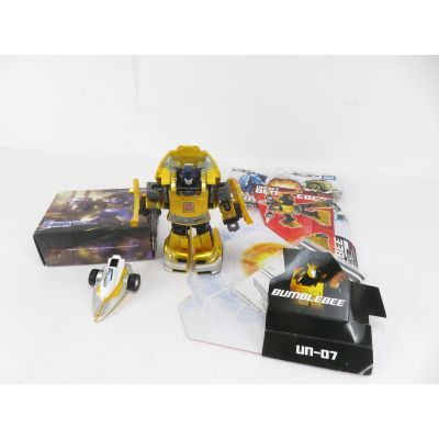 Beelzeboss Growing Pains Goldbug & Transformers United Bumblebee