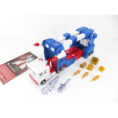 Transformers Studio Series 86 Ultra Magnus