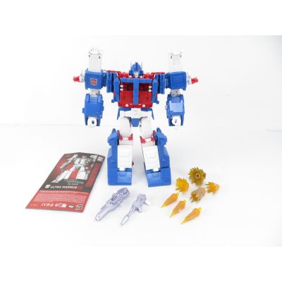 Transformers Studio Series 86 Ultra Magnus