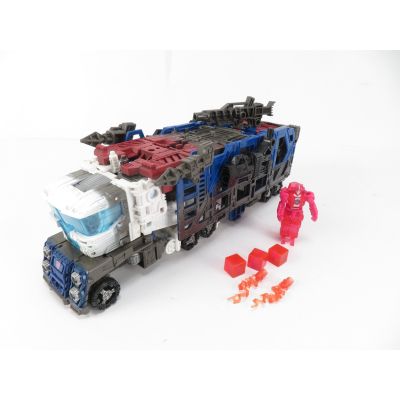 Transformers WFC: Siege Netflix Ultra Magnus