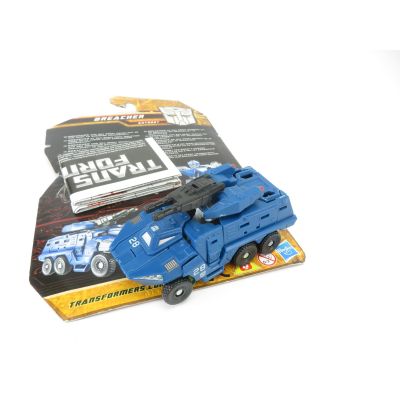 Transformers Hunt for the Decepticons Breacher