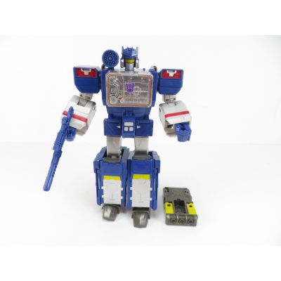Transformers Titans Return Soundwave