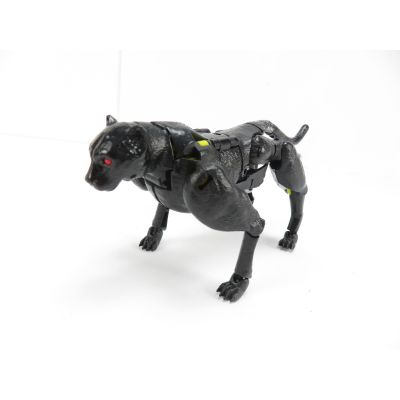 Transformers WFC: Kingdom Shadow Panther
