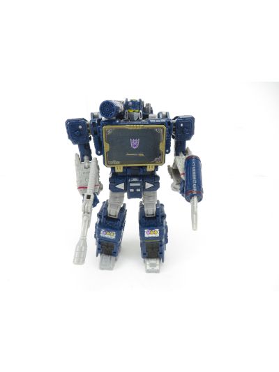 Transformers Legacy Soundwave