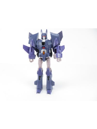 Transformers Reveal the Shield Battle in Space Cyclonus