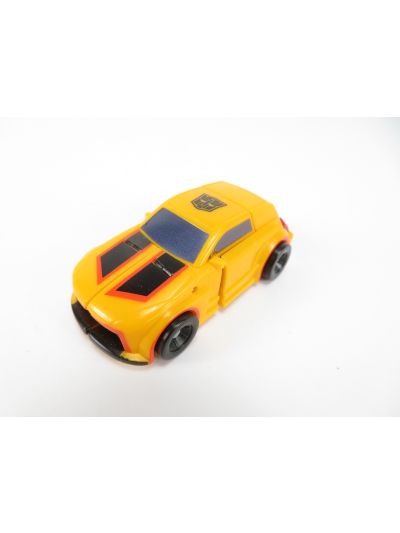 Transformers Generations 2014 Cyberverse Bumblebee