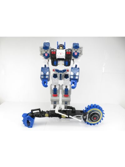 Transformers Legacy Cybertron Metroplex