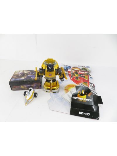 Beelzeboss Growing Pains Goldbug & Transformers United Bumblebee