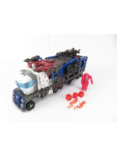 Transformers WFC: Siege Netflix Ultra Magnus