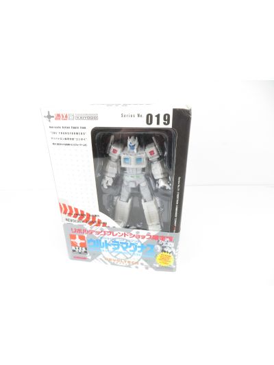 Transformers Revoltech #019 Ultra Magnus