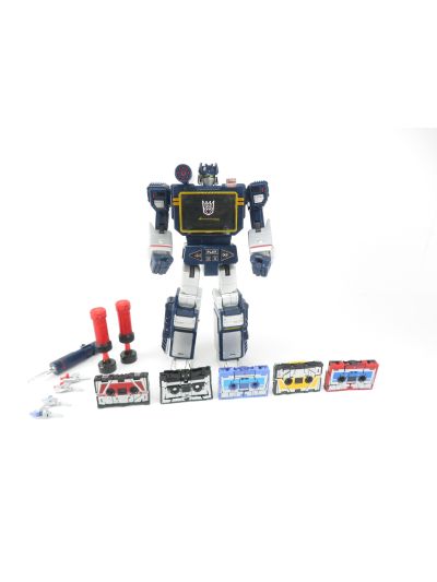 Transformers Masterpiece Soundwave, Hasbro Asia Exclusive 