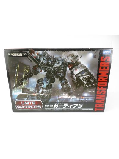 Transformers Unite Warriors UW03 Defensor