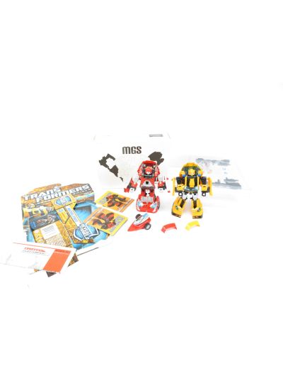 MGS04 Upgrade Kit & Cliffjumper & Bumblebee