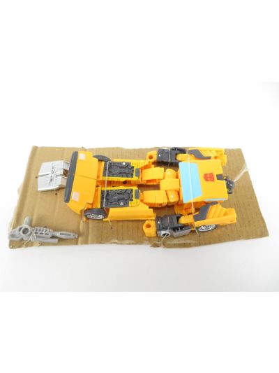 Transformers Legacy United Autobot Stand Sunstreaker